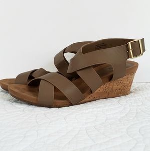 Diba weekend strappy wedge sandals